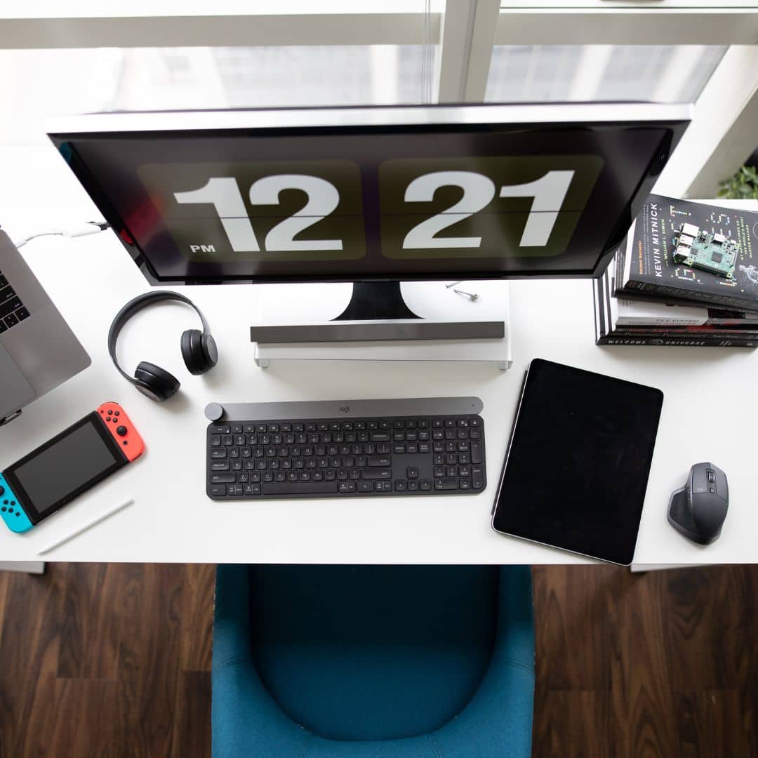 How to Build a Custom ERP System with React in 2025